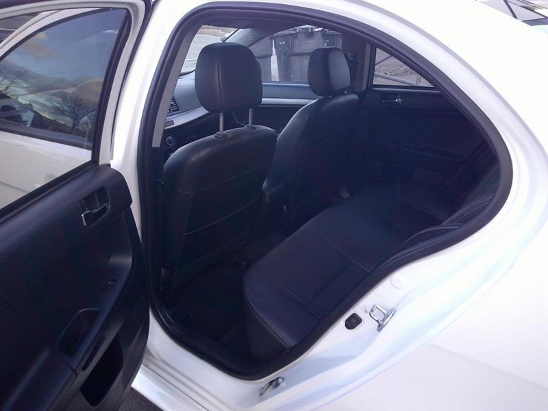 mitsubishi Lancer 2014 - 12