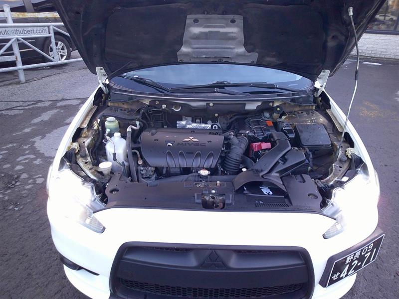 mitsubishi Lancer 2014 - 21