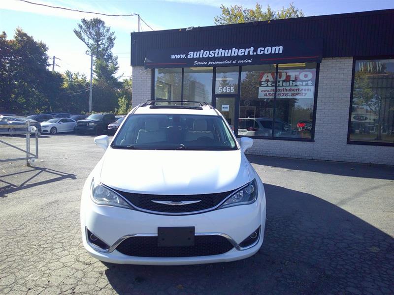 chrysler Pacifica 2017 - 8