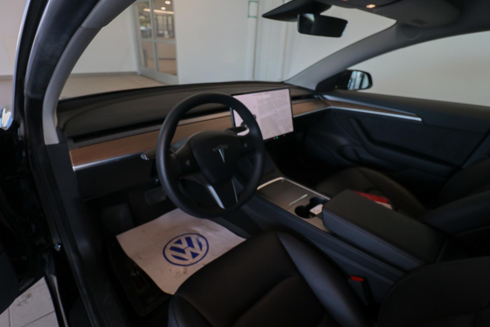 tesla Model 3 2021 - 8