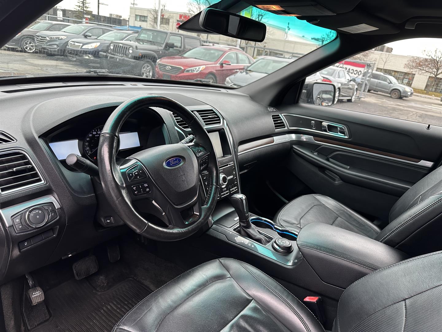 ford Explorer 2016 - 15