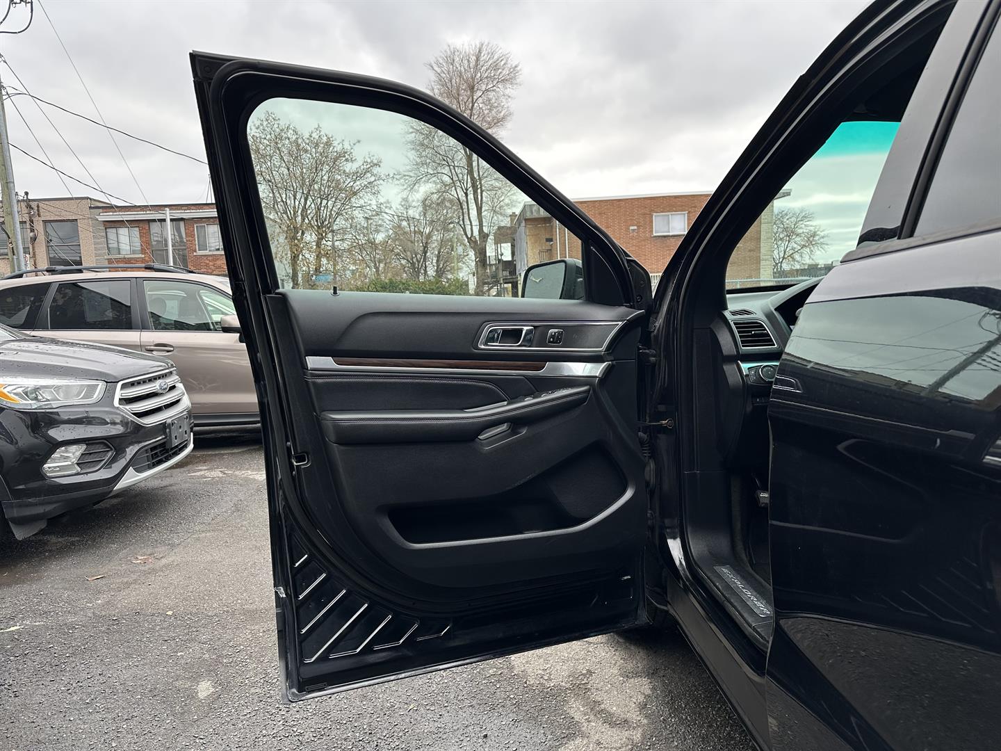 ford Explorer 2016 - 16