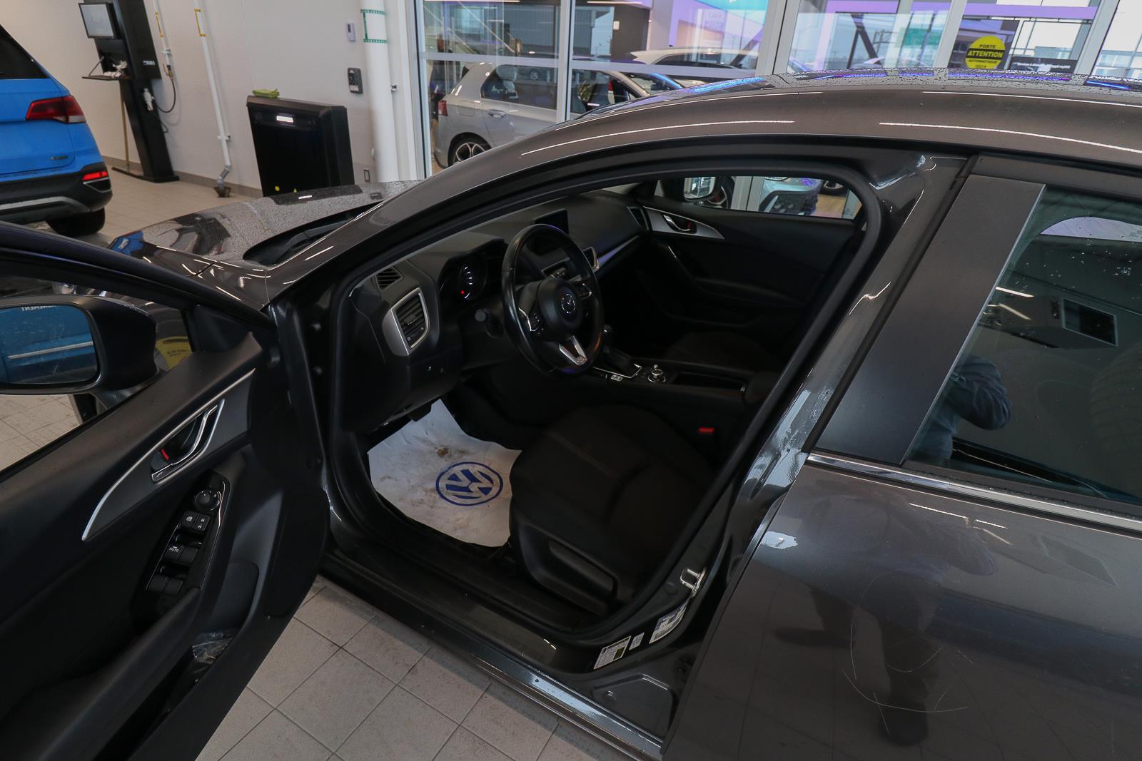 mazda Mazda3 Sport 2018 - 8