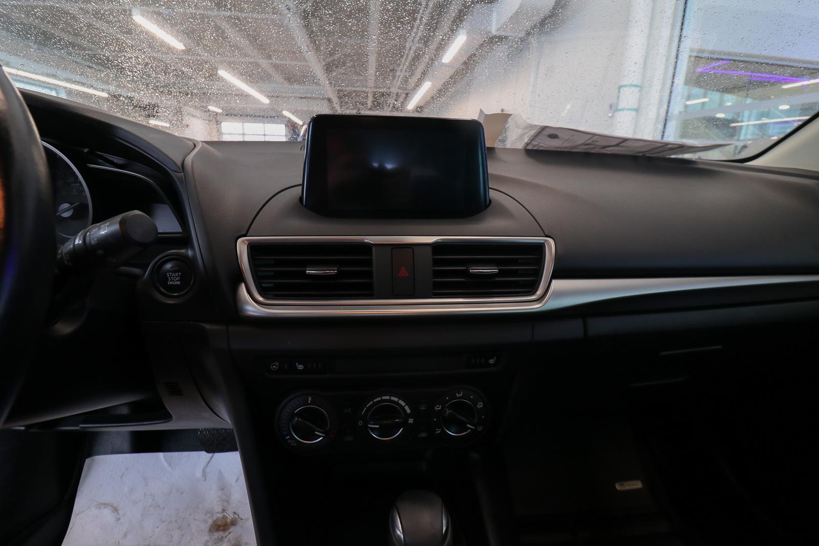 mazda Mazda3 Sport 2018 - 11