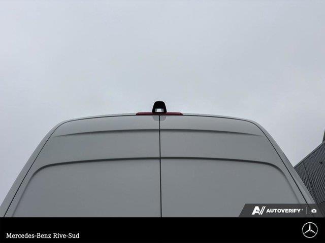 mercedes-benz Sprinter 2500 Cargo 144 2023 - 24
