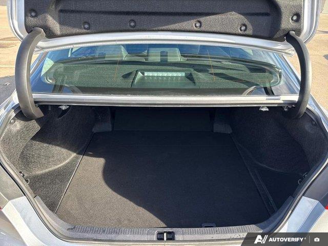 toyota Camry 2024 - 15