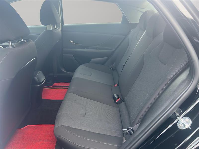 hyundai Elantra 2022 - 12