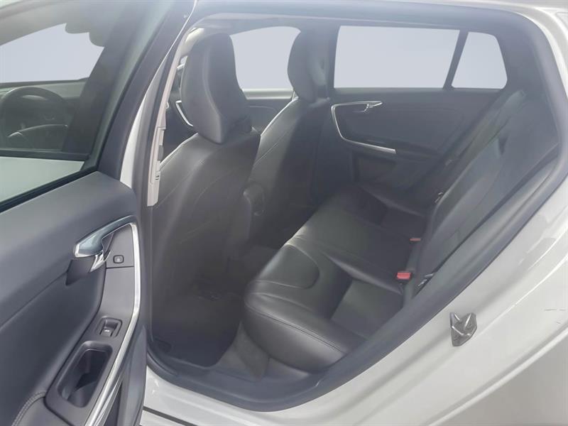 volvo V60 Cross Country 2017 - 10