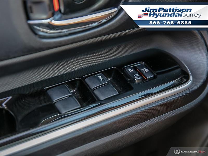 toyota Prius c 2016 - 17