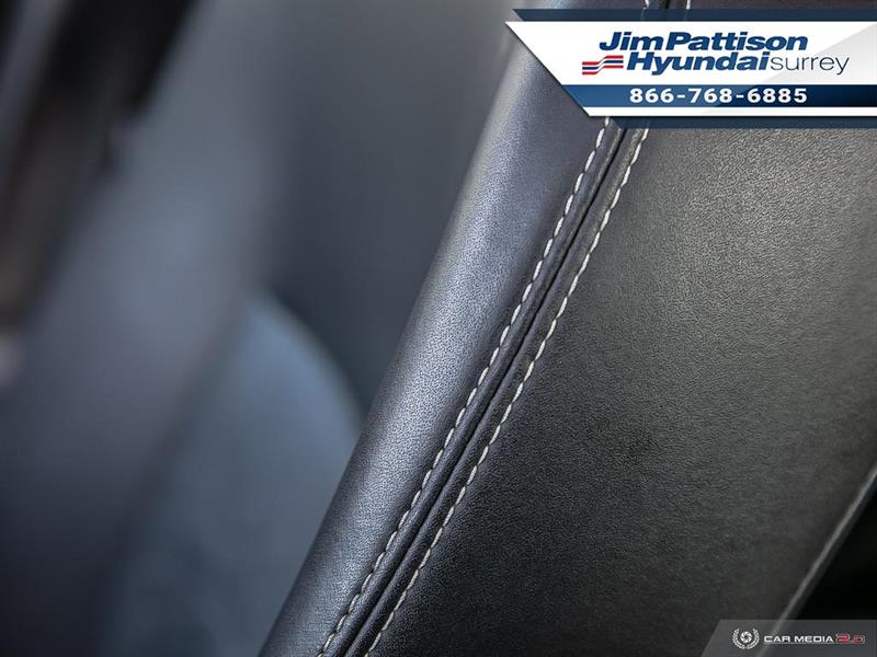 toyota Prius c 2016 - 23