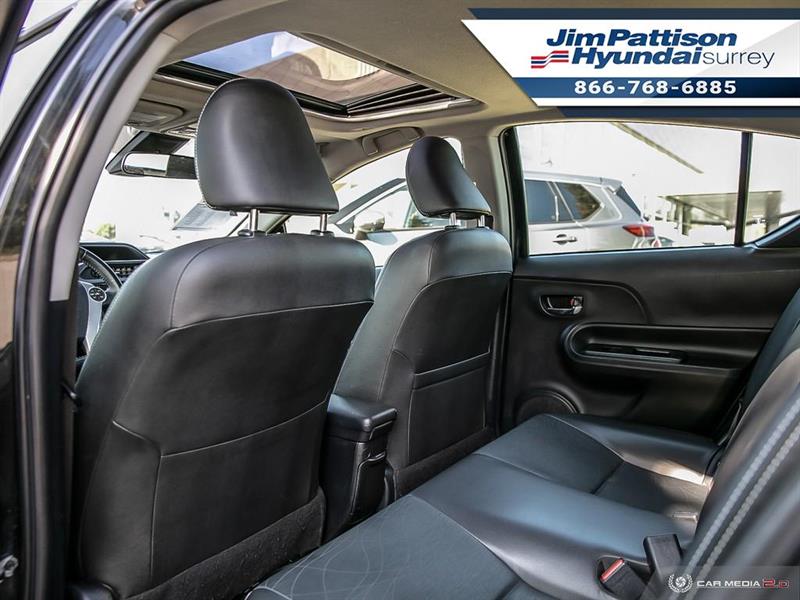 toyota Prius c 2016 - 24