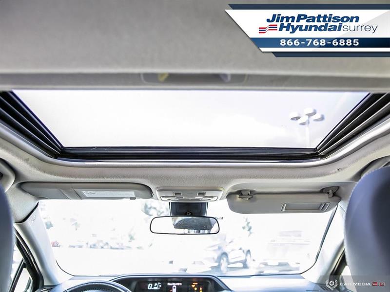 toyota Prius c 2016 - 26