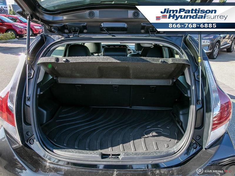 toyota Prius c 2016 - 11