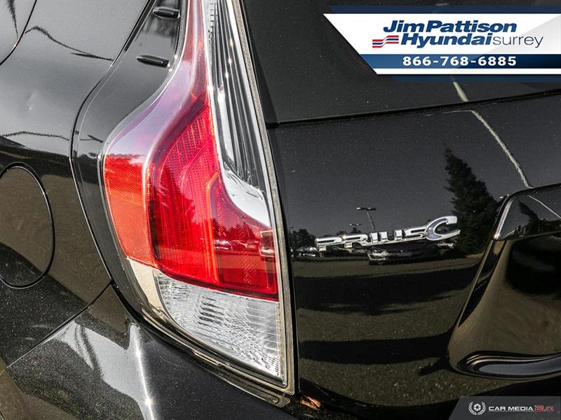 toyota Prius c 2016 - 12