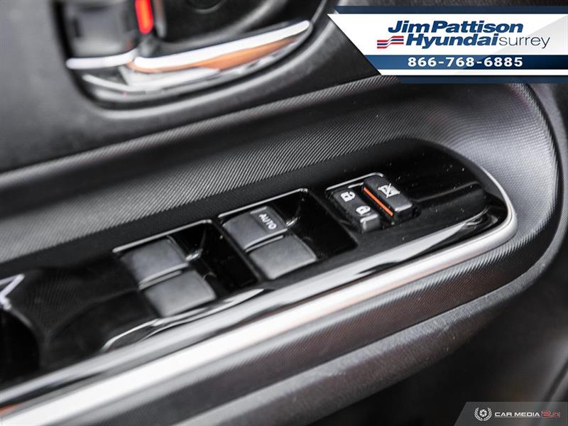 toyota Prius c 2016 - 17