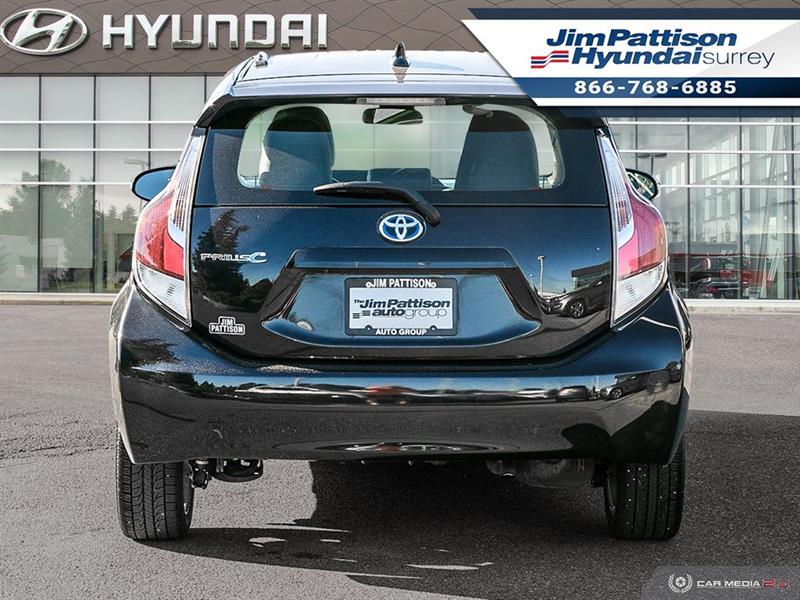 toyota Prius c 2016 - 5