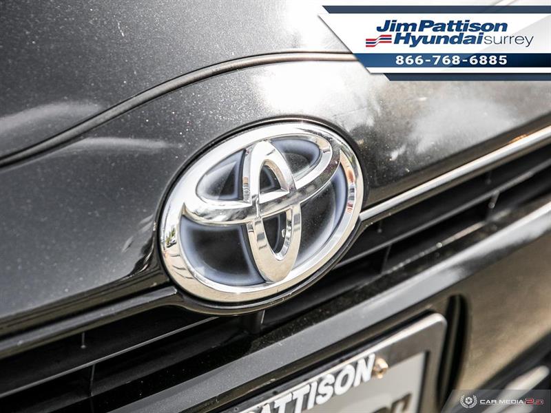 toyota Prius c 2016 - 9