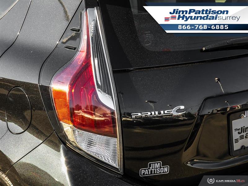 toyota Prius c 2016 - 12