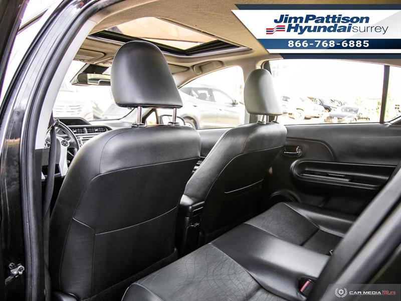 toyota Prius c 2016 - 24