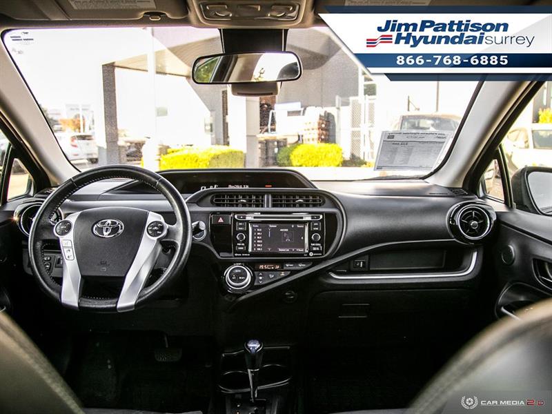 toyota Prius c 2016 - 25