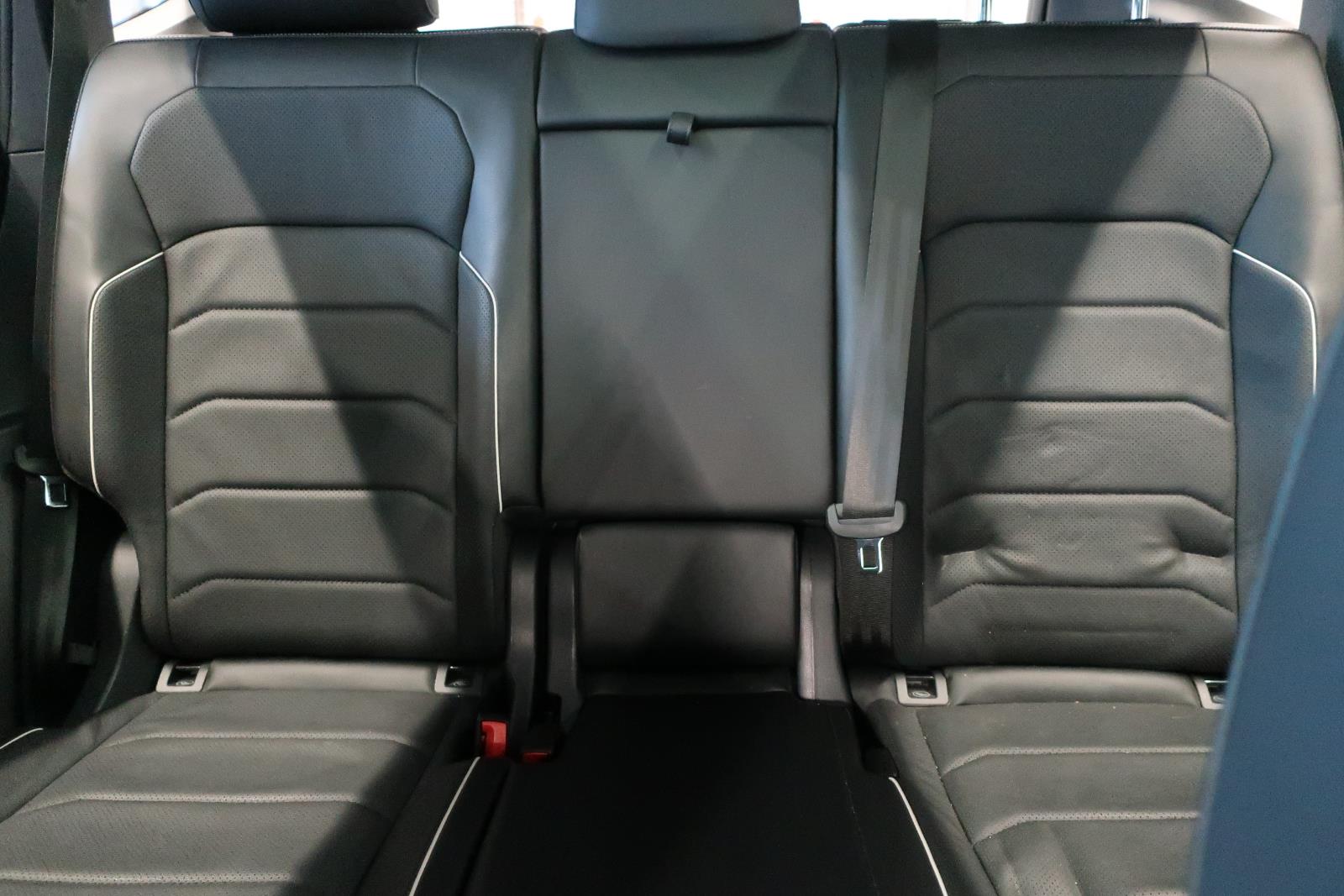 volkswagen Tiguan 2022 - 19