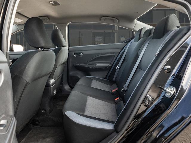 nissan Versa 2024 - 21