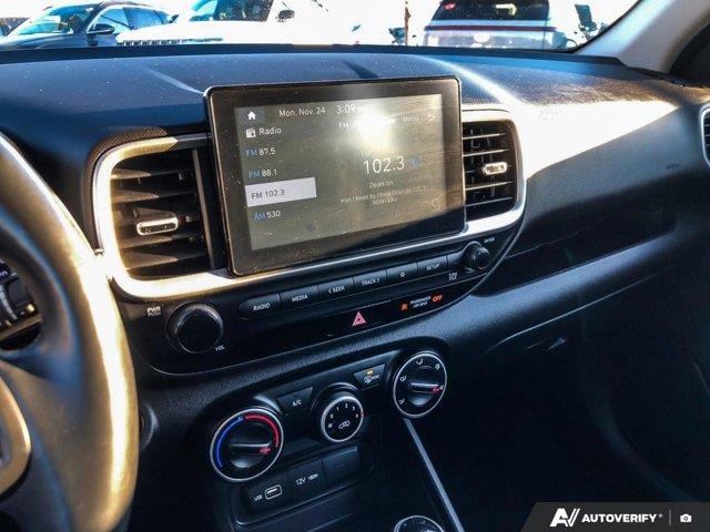 hyundai Venue 2022 - 18