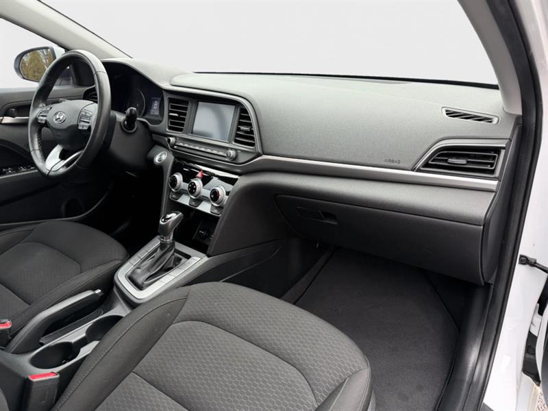 hyundai Elantra 2020 - 11