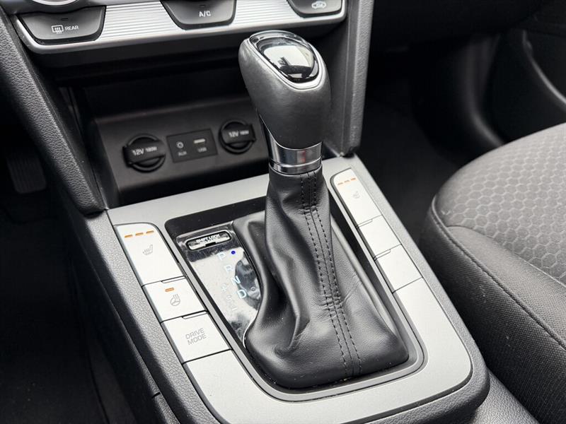 hyundai Elantra 2020 - 22