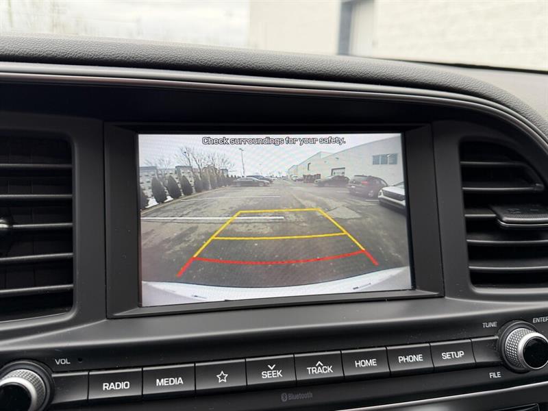 hyundai Elantra 2020 - 23