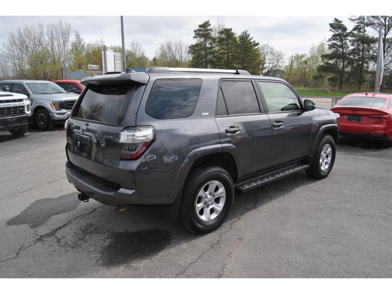 toyota 4Runner 2022 - 5