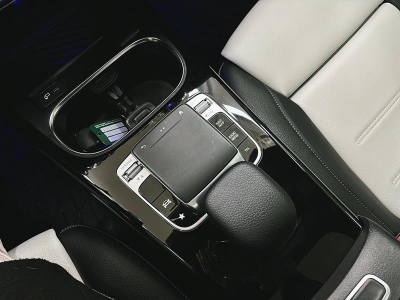 mercedes-benz A-Class 2020 - 16