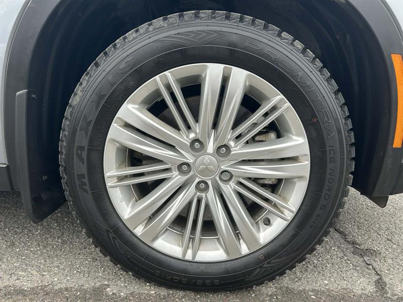 mitsubishi Outlander 2024 - 18