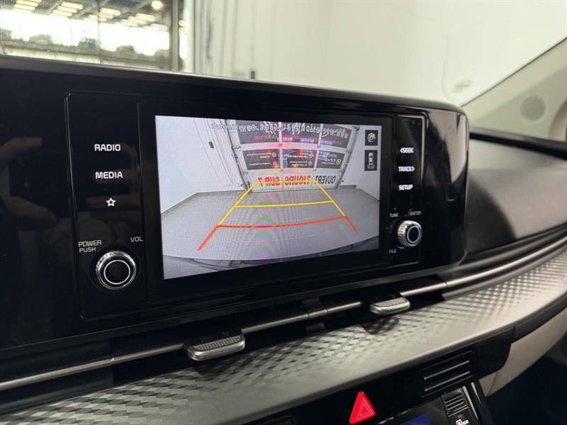 kia Carnival 2022 - 16