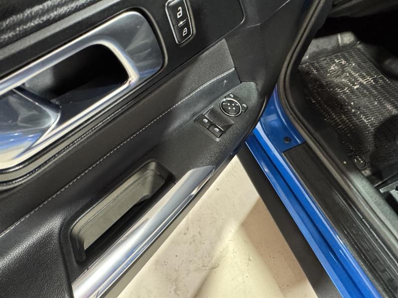 ford Mustang 2021 - 15