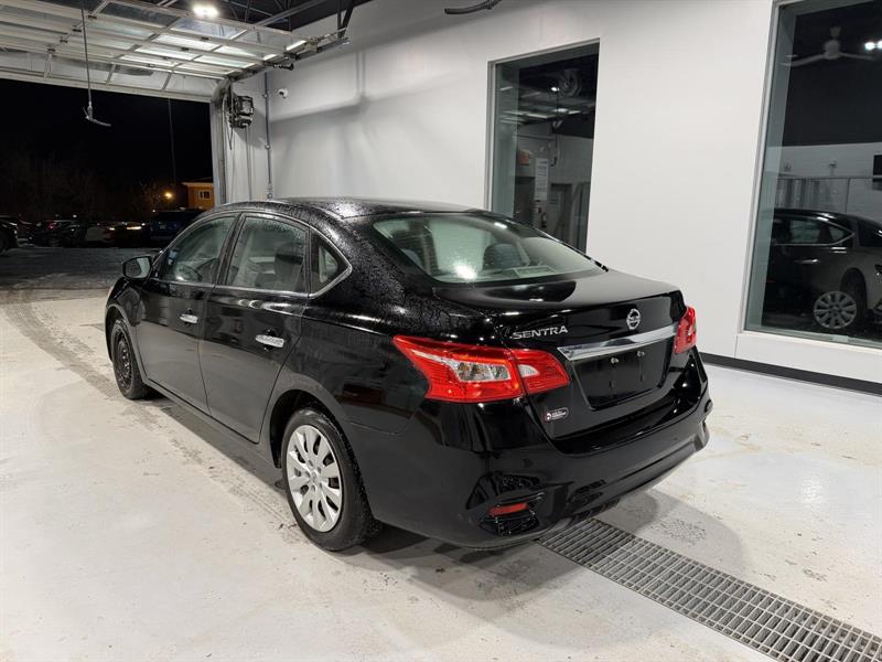 nissan Sentra 2019 - 3