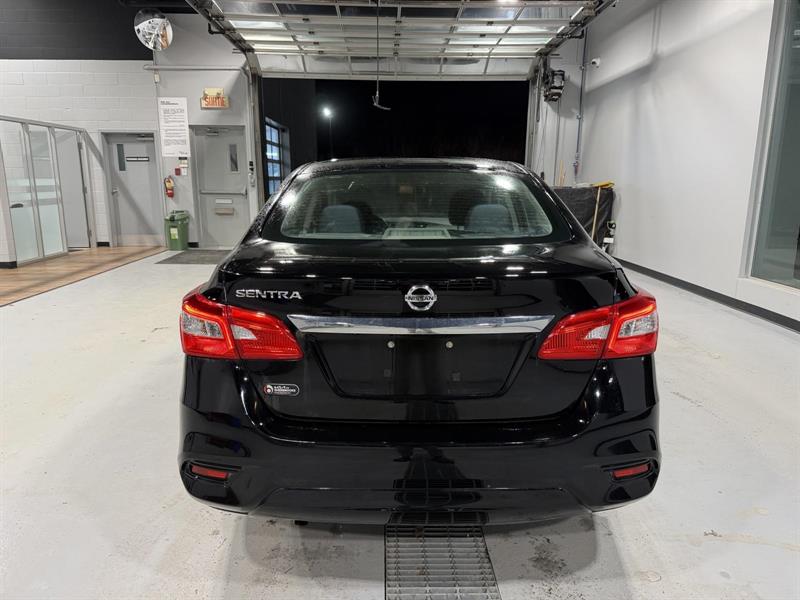 nissan Sentra 2019 - 4