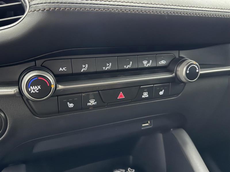 mazda Mazda3 2021 - 12