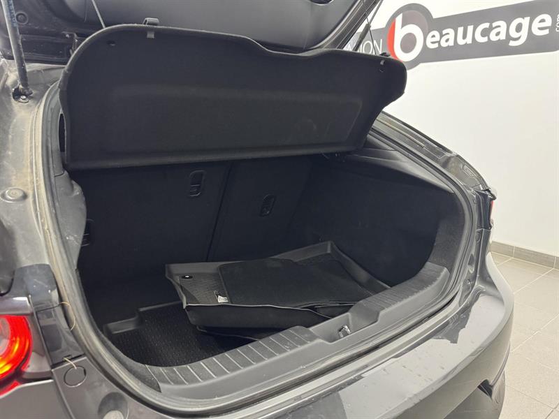 mazda Mazda3 2021 - 16