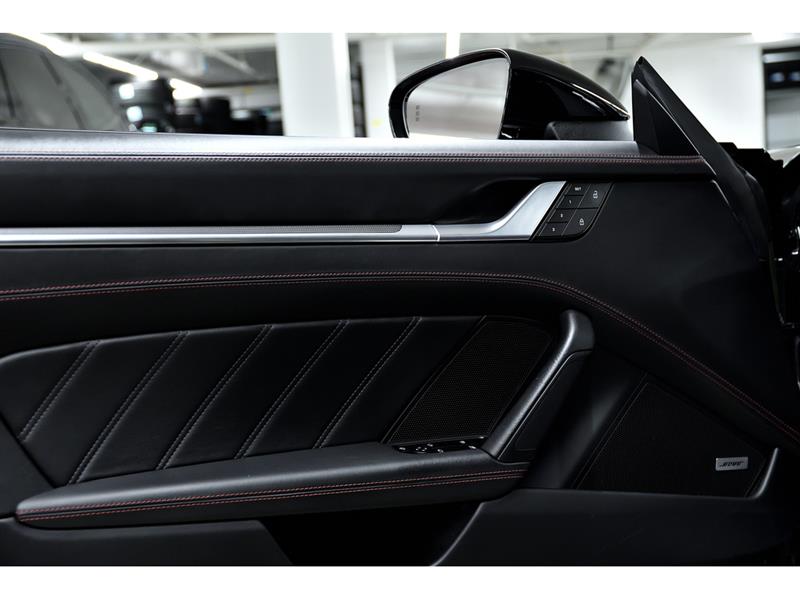 porsche 911 2022 - 33