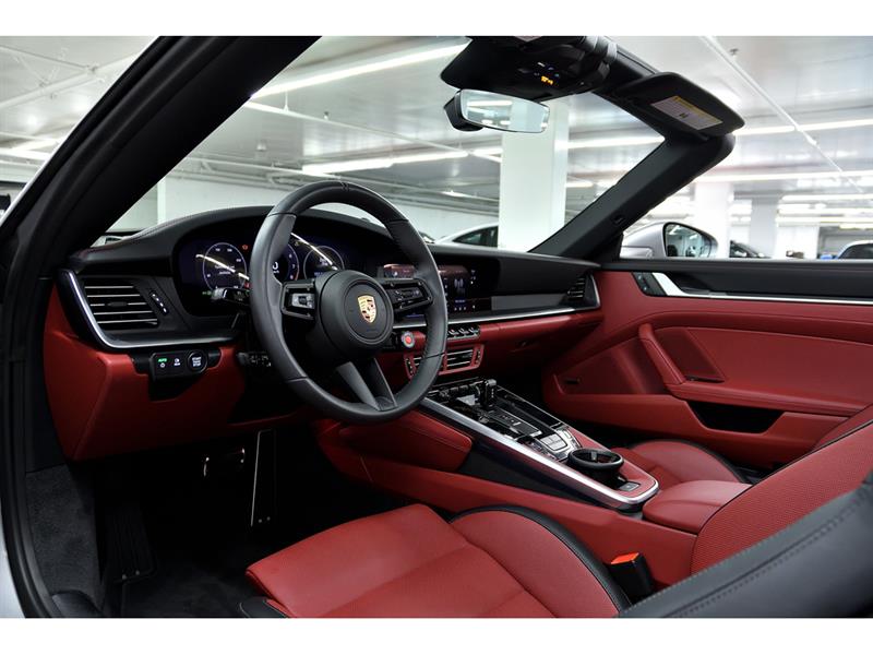 porsche 911 2025 - 11