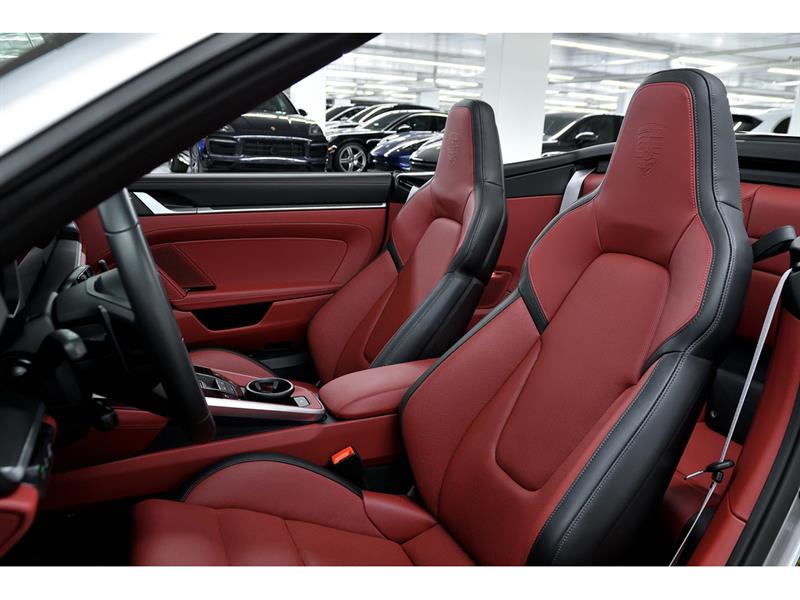 porsche 911 2025 - 15