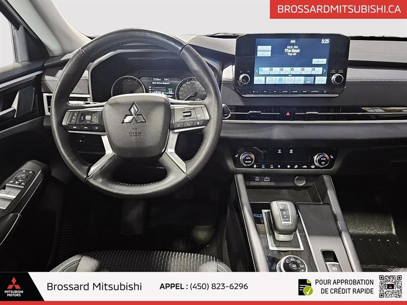 mitsubishi Outlander 2023 - 19