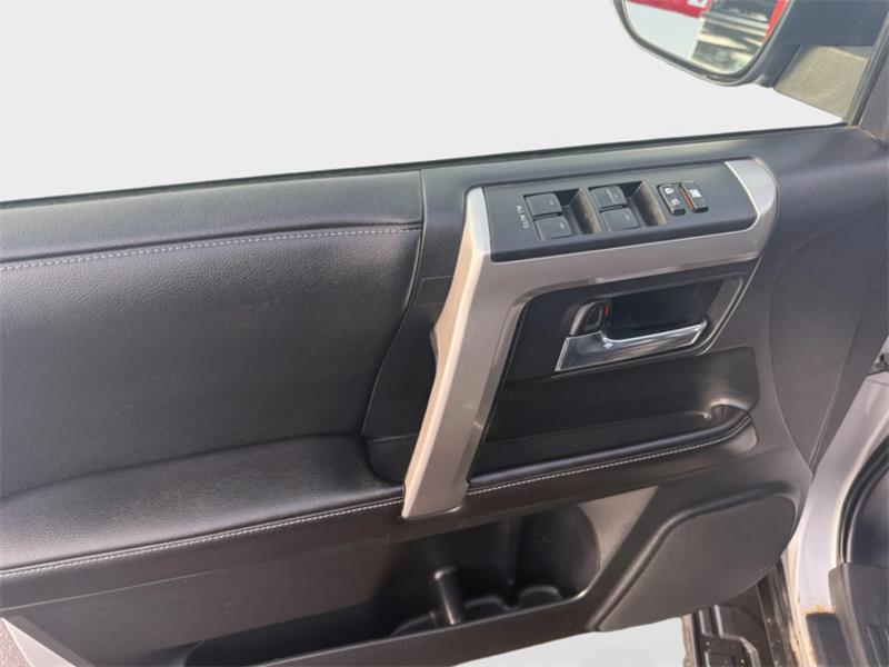 toyota 4Runner 2015 - 12