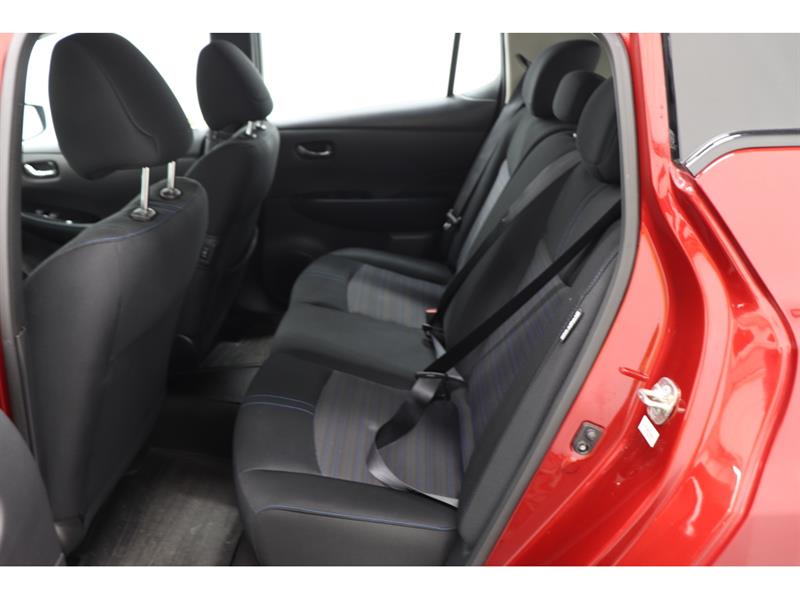 nissan LEAF 2022 - 18