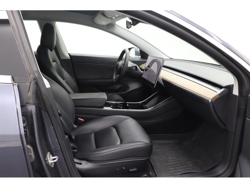 tesla Model 3 2020 - 27