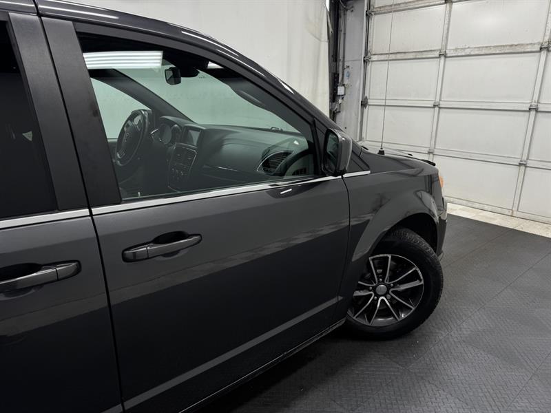 dodge Grand Caravan 2018 - 13