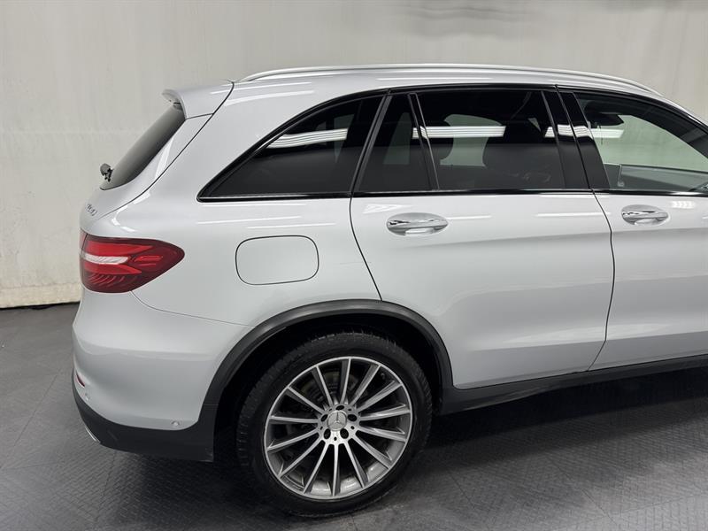 mercedes-benz GLC 2019 - 11