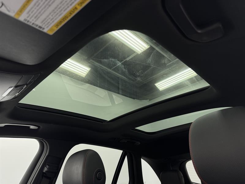 mercedes-benz GLC 2019 - 33