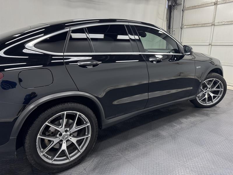 mercedes-benz GLC 2023 - 11